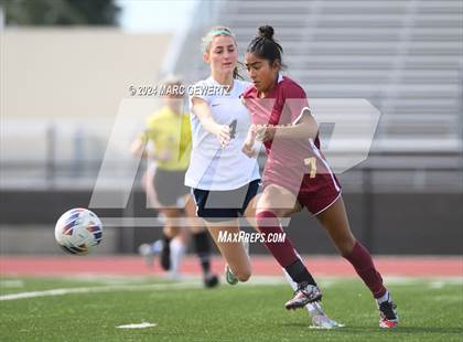 Thumbnail 2 in Estancia vs. Campbell Hall (CIF-SS Division 5 Final) photogallery.