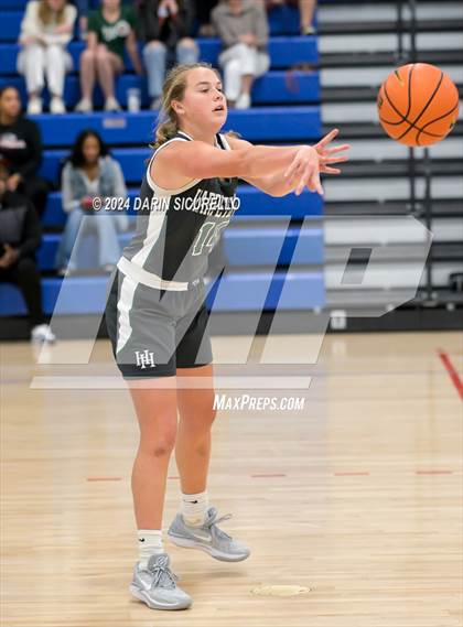 Thumbnail 1 in Centennial vs Harpeth Hall (Nike Tournament of Champions) photogallery.