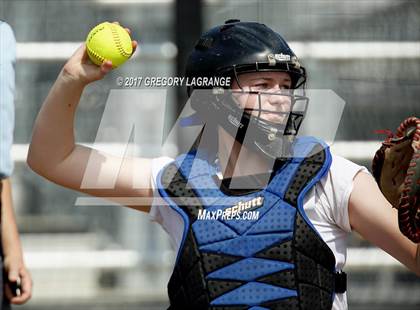Thumbnail 2 in Byron Nelson vs Krum photogallery.