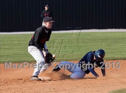 Thumbnail 3 in Knoxville Central @ Seymour (Smoky Mountain Invitational) photogallery.