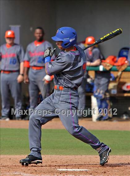 Thumbnail 2 in Washington vs. Parkview (National High School Invitational) photogallery.