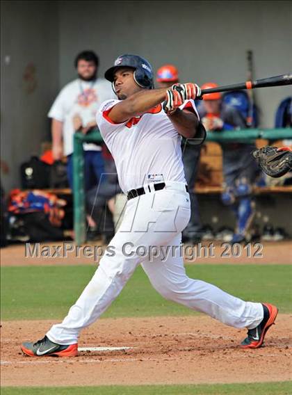 Thumbnail 2 in Washington vs. Parkview (National High School Invitational) photogallery.