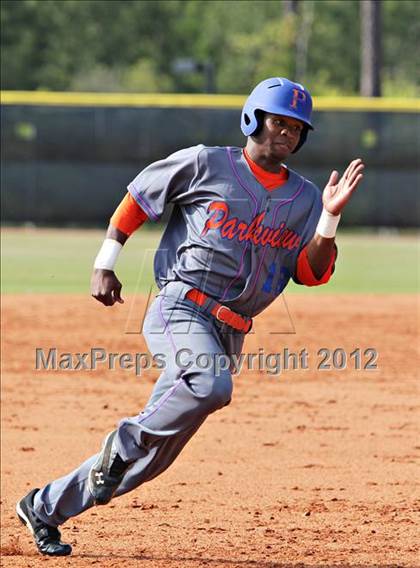 Thumbnail 1 in Washington vs. Parkview (National High School Invitational) photogallery.