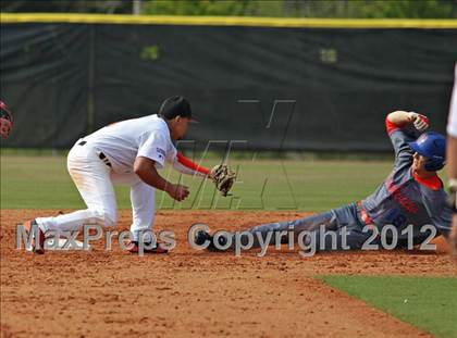 Thumbnail 2 in Washington vs. Parkview (National High School Invitational) photogallery.