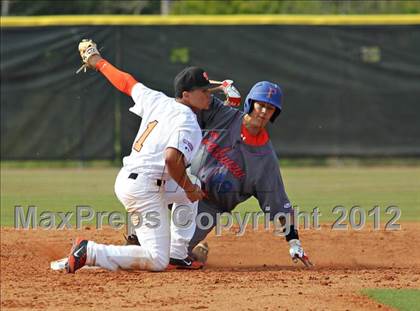Thumbnail 3 in Washington vs. Parkview (National High School Invitational) photogallery.