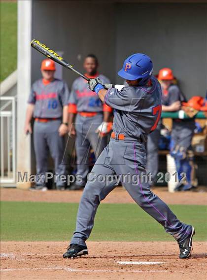 Thumbnail 1 in Washington vs. Parkview (National High School Invitational) photogallery.