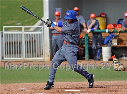 Thumbnail 2 in Washington vs. Parkview (National High School Invitational) photogallery.