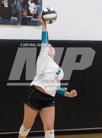 Thumbnail 1 in JV: St. John Paul II Catholic @ Phoenix Christian photogallery.