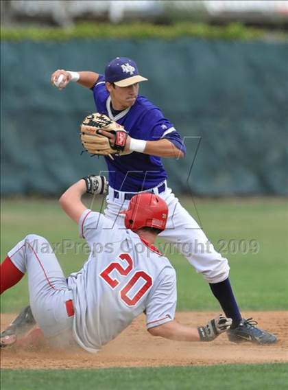 Thumbnail 2 in Mater Dei vs. Notre Dame Prep (Anderson Bat National Classic) photogallery.