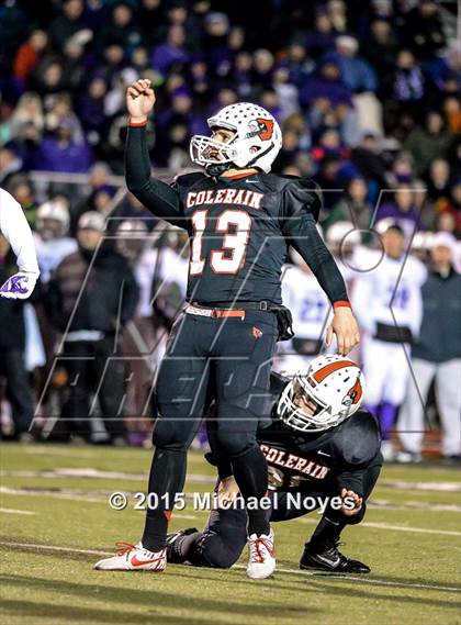 Thumbnail 3 in Colerain vs. Elder (OHSAA Division I Region 2 Semifinal) photogallery.