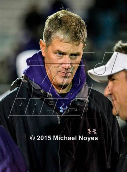 Thumbnail 1 in Colerain vs. Elder (OHSAA Division I Region 2 Semifinal) photogallery.