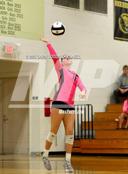 Thumbnail 3 in Richlands @ Croatan photogallery.