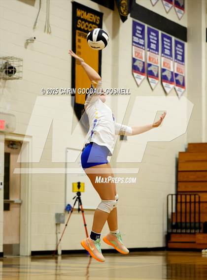 Thumbnail 3 in Richlands @ Croatan photogallery.