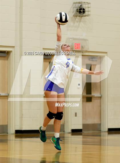 Thumbnail 2 in Richlands @ Croatan photogallery.