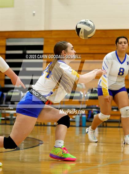 Thumbnail 1 in Richlands @ Croatan photogallery.