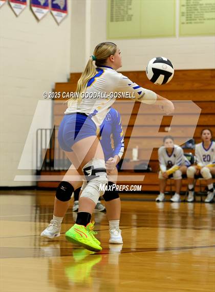 Thumbnail 1 in Richlands @ Croatan photogallery.