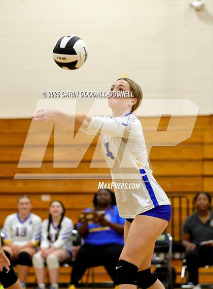 Thumbnail 2 in Richlands @ Croatan photogallery.