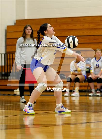 Thumbnail 2 in Richlands @ Croatan photogallery.