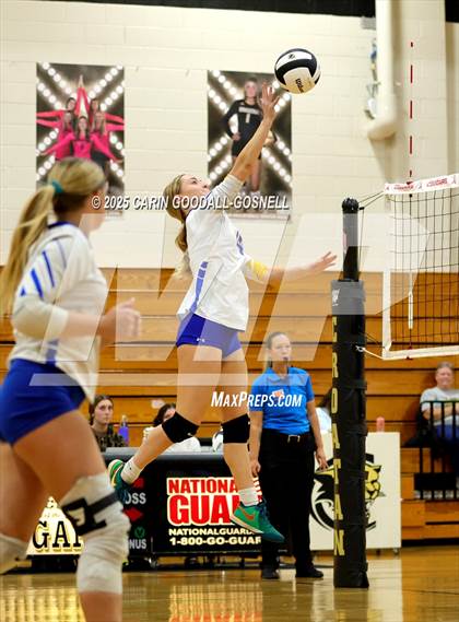 Thumbnail 1 in Richlands @ Croatan photogallery.