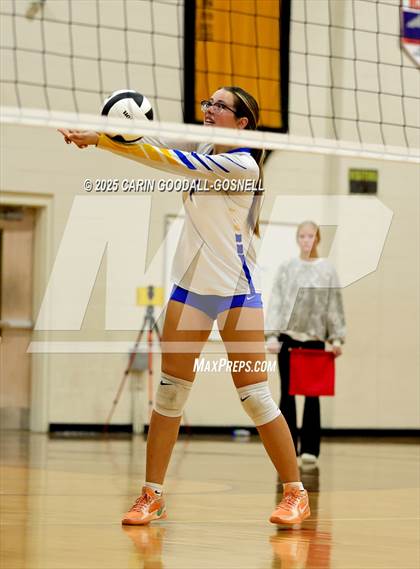 Thumbnail 1 in Richlands @ Croatan photogallery.