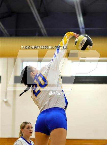 Thumbnail 2 in Richlands @ Croatan photogallery.