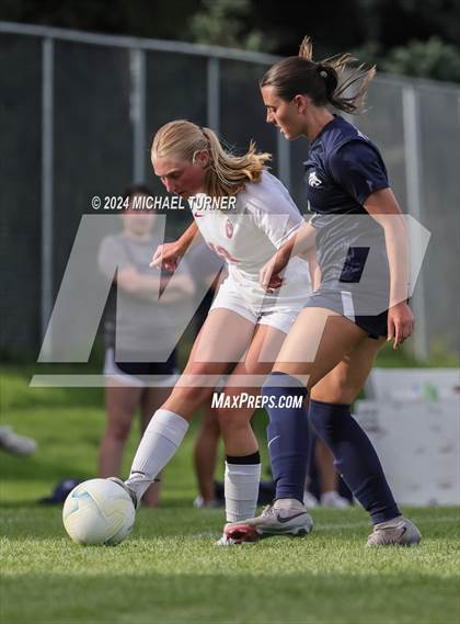 Thumbnail 3 in Sandpoint vs Lake City photogallery.