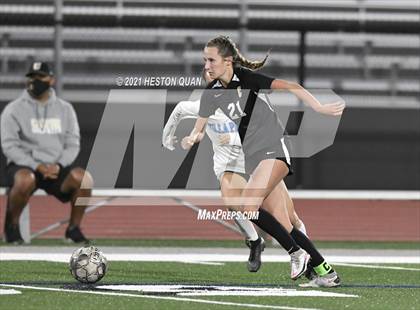 Thumbnail 2 in Villa Park @ Canyon photogallery.