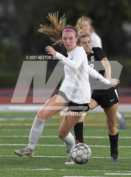 Thumbnail 1 in Villa Park @ Canyon photogallery.