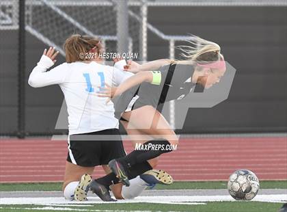 Thumbnail 1 in Villa Park @ Canyon photogallery.