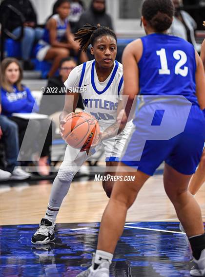 Thumbnail 3 in Navasota vs Needville photogallery.