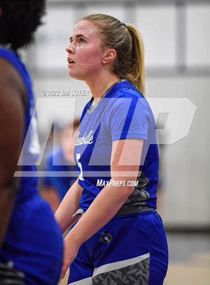 Thumbnail 1 in Navasota vs Needville photogallery.