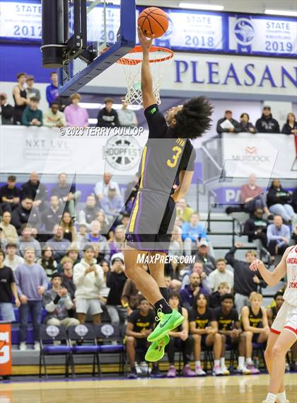 Thumbnail 3 in Montverde Academy vs. American Fork (5 for the Fight National Hoopfest) photogallery.