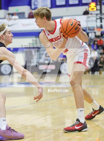 Thumbnail 1 in Montverde Academy vs. American Fork (5 for the Fight National Hoopfest) photogallery.