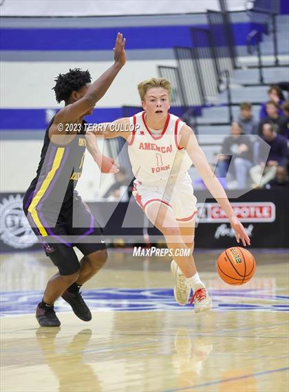 Thumbnail 3 in Montverde Academy vs. American Fork (5 for the Fight National Hoopfest) photogallery.