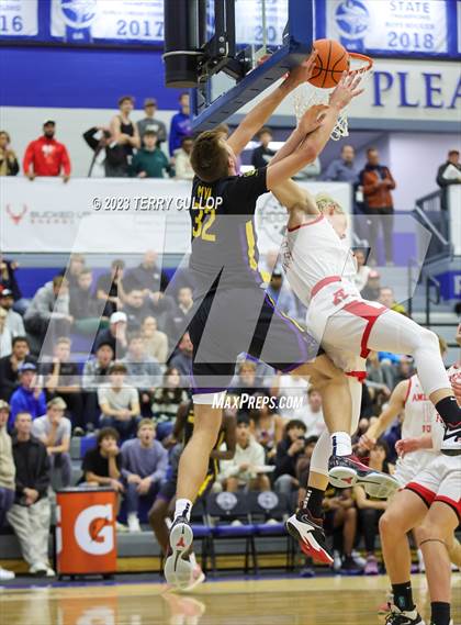 Thumbnail 2 in Montverde Academy vs. American Fork (5 for the Fight National Hoopfest) photogallery.