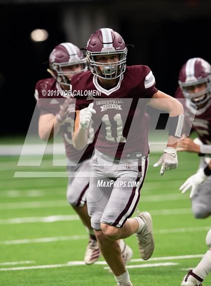 Thumbnail 2 in Industrial vs Columbus (UIL 3A D1 Region 4 Regional) photogallery.