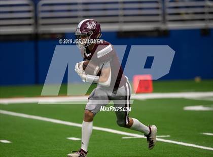 Thumbnail 3 in Industrial vs Columbus (UIL 3A D1 Region 4 Regional) photogallery.