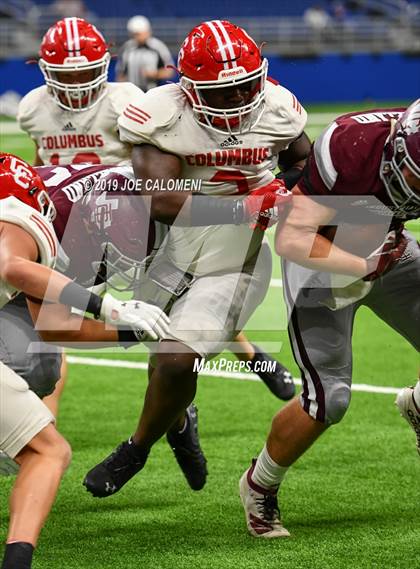 Thumbnail 3 in Industrial vs Columbus (UIL 3A D1 Region 4 Regional) photogallery.