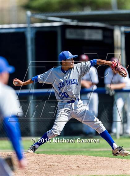 Thumbnail 2 in San Diego vs. Bishop's (CIF SDS D4 Final) photogallery.