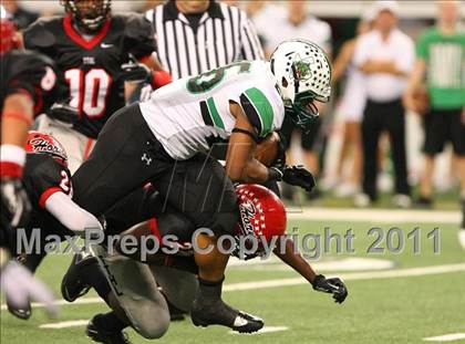 Thumbnail 1 in Cedar Hill vs. Carroll (5A Division 1 Area Playoff )    photogallery.