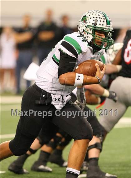 Thumbnail 3 in Cedar Hill vs. Carroll (5A Division 1 Area Playoff )    photogallery.