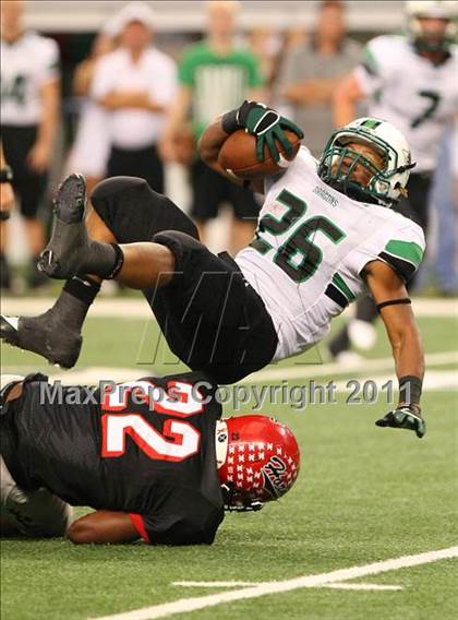 Thumbnail 3 in Cedar Hill vs. Carroll (5A Division 1 Area Playoff )    photogallery.