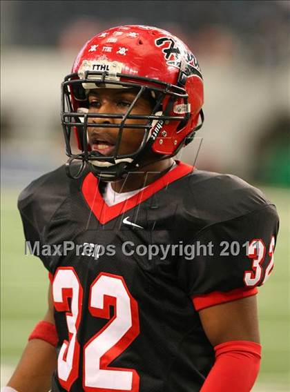 Thumbnail 2 in Cedar Hill vs. Carroll (5A Division 1 Area Playoff )    photogallery.