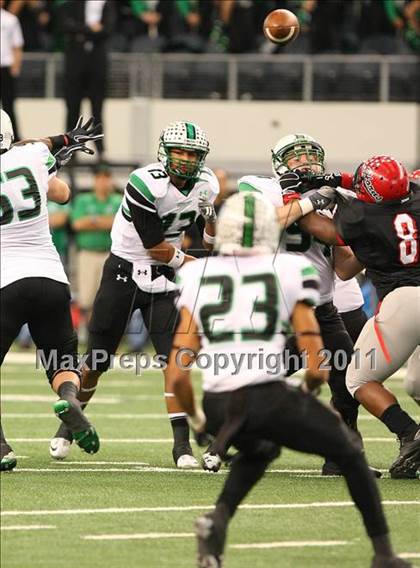 Thumbnail 3 in Cedar Hill vs. Carroll (5A Division 1 Area Playoff )    photogallery.
