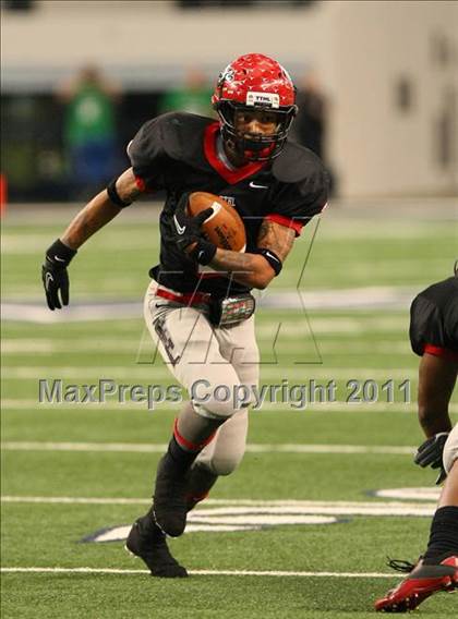 Thumbnail 3 in Cedar Hill vs. Carroll (5A Division 1 Area Playoff )    photogallery.