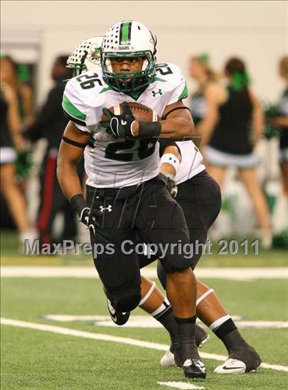 Thumbnail 3 in Cedar Hill vs. Carroll (5A Division 1 Area Playoff )    photogallery.