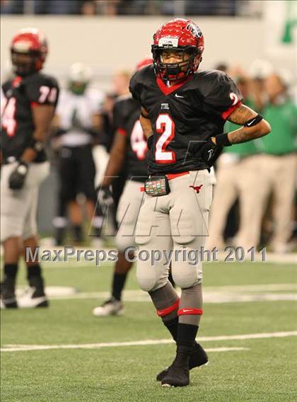 Thumbnail 3 in Cedar Hill vs. Carroll (5A Division 1 Area Playoff )    photogallery.
