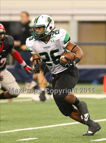 Thumbnail 1 in Cedar Hill vs. Carroll (5A Division 1 Area Playoff )    photogallery.