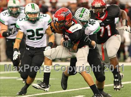 Thumbnail 1 in Cedar Hill vs. Carroll (5A Division 1 Area Playoff )    photogallery.