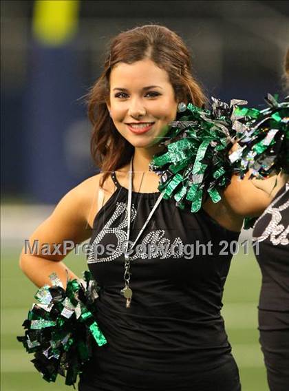 Thumbnail 1 in Cedar Hill vs. Carroll (5A Division 1 Area Playoff )    photogallery.
